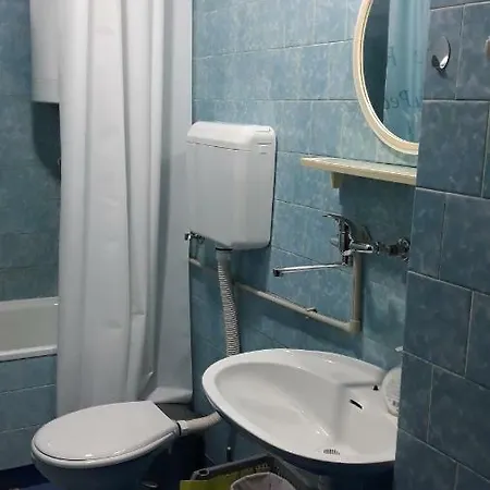 Meli Apartment Ohrid Buitenkant foto